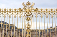 VIP Open Deck Bus Experience in Paris with Cruise and Versailles 3