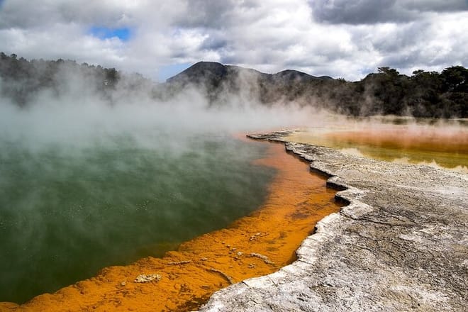 Luxury Auckland-Rotorua Geothermal Wonderlands