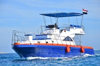Hurghada : Hula Hula Island Private Boat with Lunch & Transfer 1