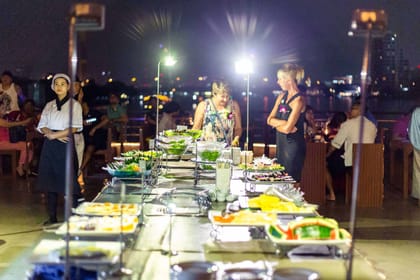 Bangkok Arrival Transfer with Bangkok River by Night Dinner Cruise