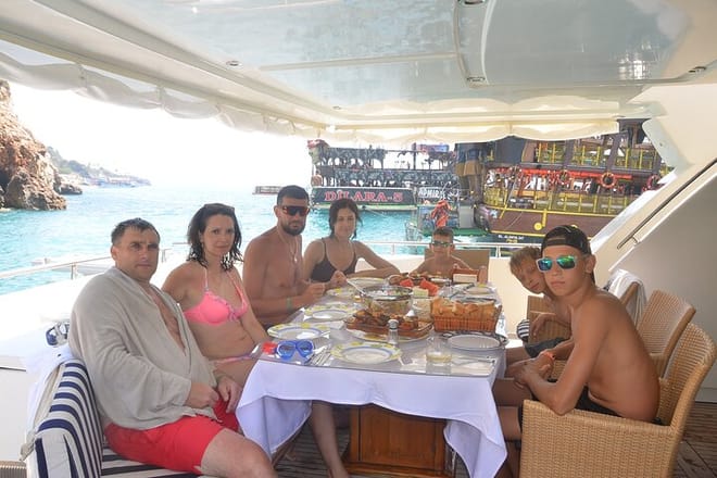 Private Luxury All-inclusive Alanya Yacht Tour from Side 8