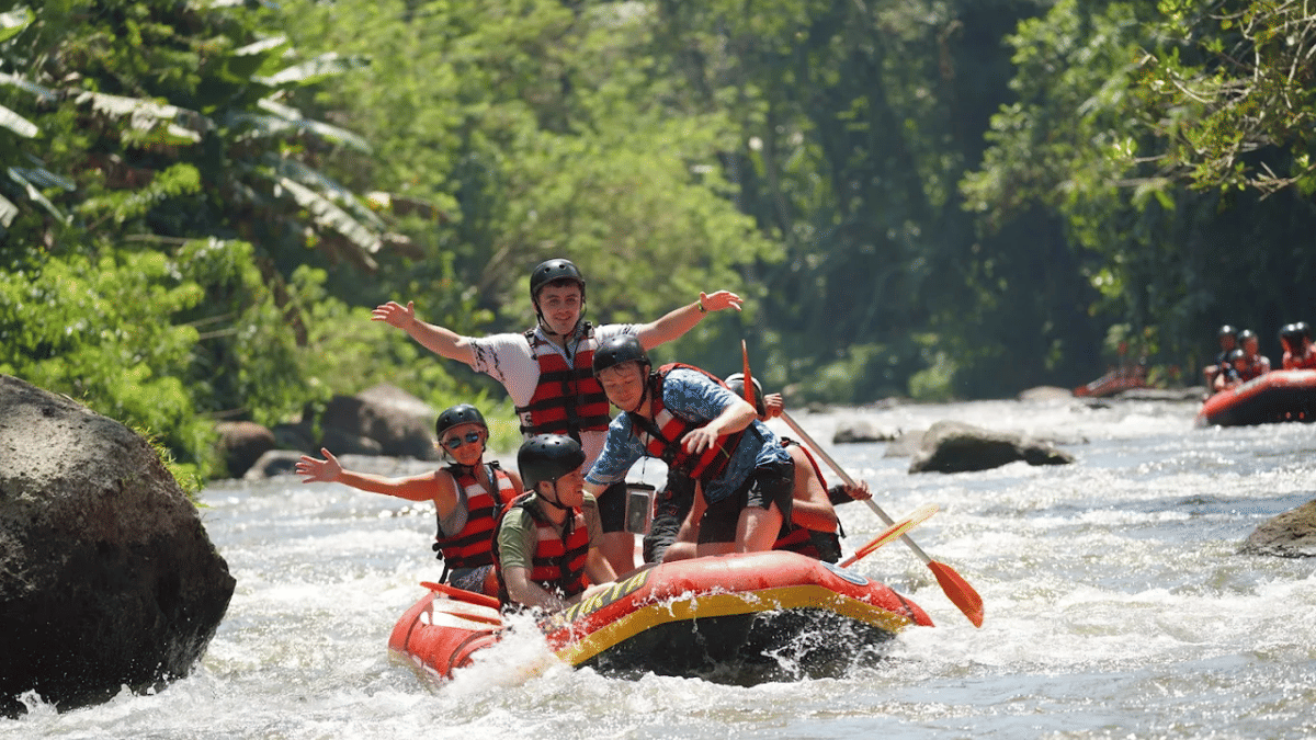 Kintamani : Sunrise & Black Lava Jeep