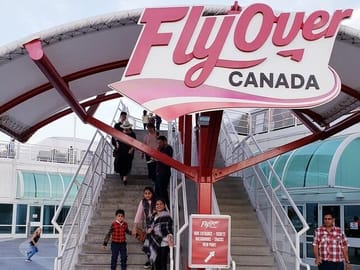 Vancouver City Tour with Flyover Canada Experience