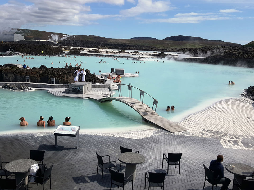 LUX 05 Luxury Private Transfers Reykjavik To Blue Lagoon — Superjeep.is