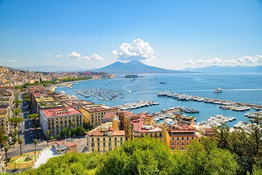 Private Naples Historic & Scenic Tour