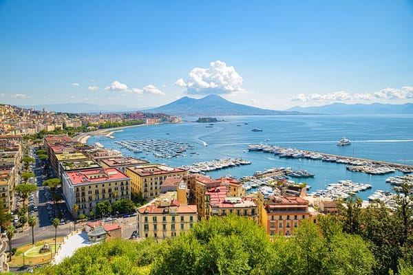 Private Naples Historic & Scenic Tour