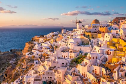 Santorini Sunset Chasing Adventure: Half-Day Private Tour
