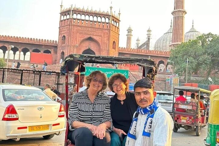 From Delhi: 2 Days Taj Mahal and Agra Overnight Tour