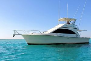 Punta Cana Private Fishing Charter boat Fortuna 42'