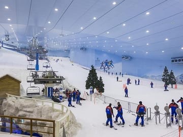 Indoor Skiing Experience at Ski Dubai with Private Transfers