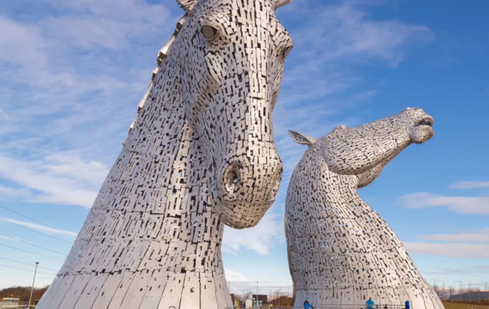 Loch Lomond, Stirling Castle and Kelpies Day Tour from Edinburgh