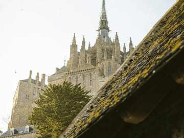 Small Group Day Trip from Paris to Mont Saint Michel