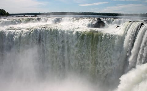 Private 3-Day Luxury Tour of Iguazu Falls in Puerto Iguazú