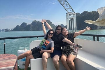 PREMIUM Halong Day Trip, Buffet Lunch, Cave, Island & Jacuzzi