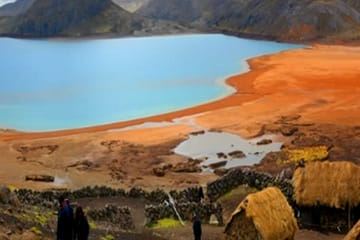 Hiking Adventure to Blue Lagoon in Ayacucho, Peru