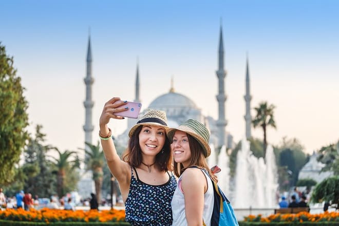 Topkapi Palace, Hagia Sophia, Hippodrome, Blue Mosque and Grand Bazaar Tour 3