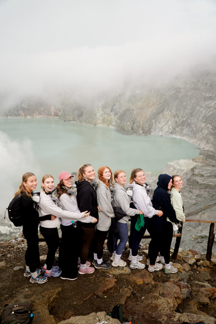 START BALI- 4D3N EXPLORE TUMPAK SEWU, BROMO, MADAKARIPURA & MT. Ijen