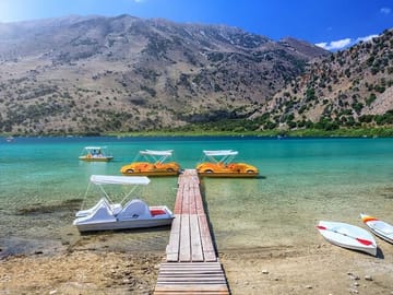 Kournas Lake and Rethymno City Day Tour from Chania