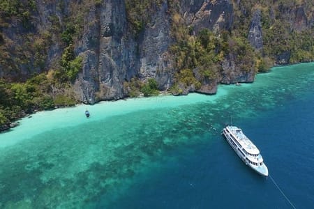 Phuket Phiphi-Phhpi Phuket Ferry include Transfer to hotel