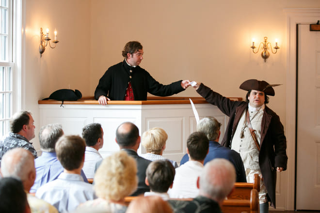 Old Town Trolley Boston - Tea Party Ships & Museum