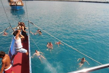 All Inclusive Catamaran Yatch Tour with Lunch and Soft Drinks