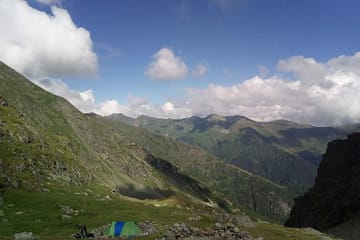 Private Hiking Expedition in Fagaras Mountains from Brașov