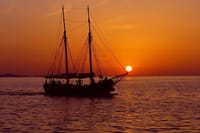 Alanya Sunset Cruise Tour with Dinner, Soft Drinks & Transfer 4