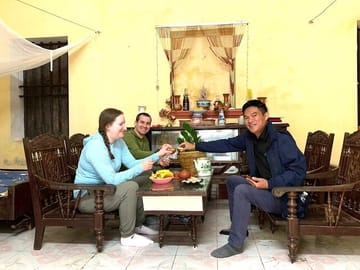 1 Day Visit Mua Cave - Trang An - Local Family - Cyling - Hoa Lu