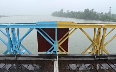 DMZ private tour with Vinh Moc and Khe Sanh Combat base from Hue