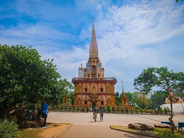 Phuket Full Day Tour of Chalong, Karon, and Kathu Attractions