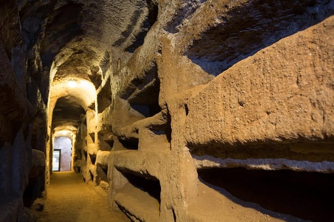 Private Catacombs Night Tour in Rome with Santa Maria Maggiore After Hours