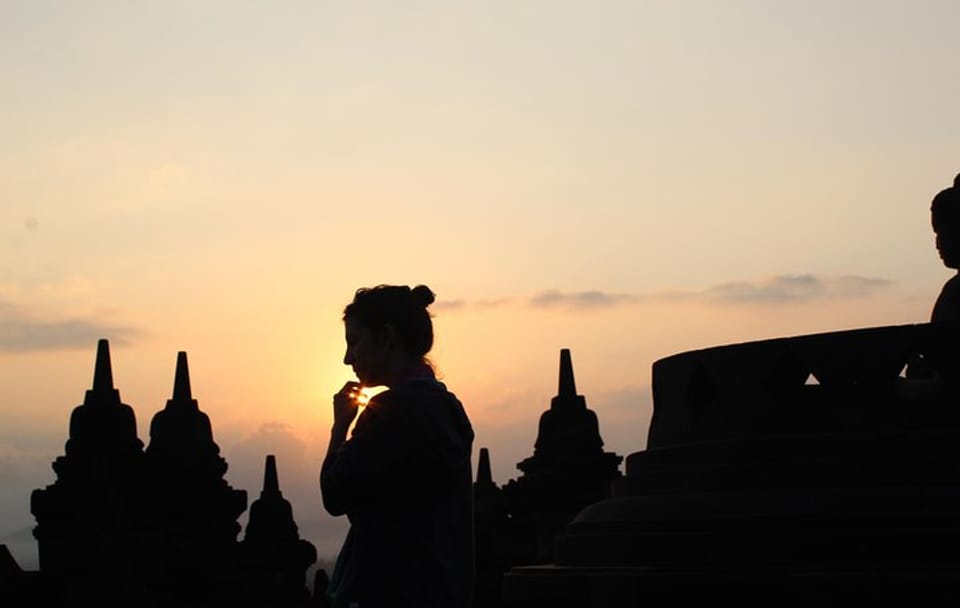 Borobudur Hill’s Sunrise and Temples Tour from Yogyakarta