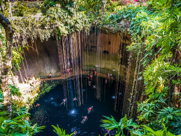 Chichén Itzá and Valladolid Full-Day Tour with Cenote Swim