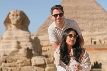 Half Day Tour to Giza Pyramids with Camel Ride & Lunch