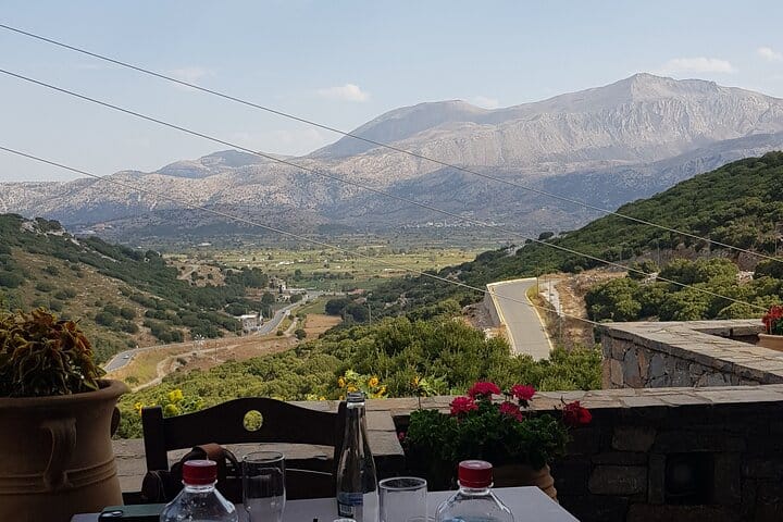 Knossos & lasithi plateau villages,Zeus's cave&olive oil Mill 2
