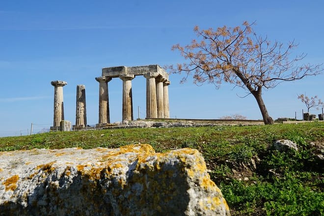 2 Days Private Tour: Delphi - Mycenae & Corinth  8