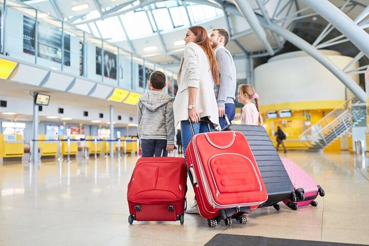 Private Transfer from Athens, Piraeus & Suburbs to Athens Airport 4
