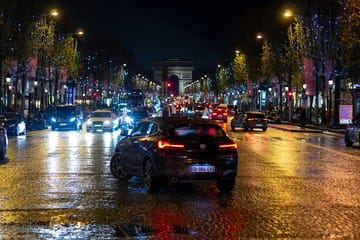 Private 3-Hour Walking Tour of Iconic Paris Sights