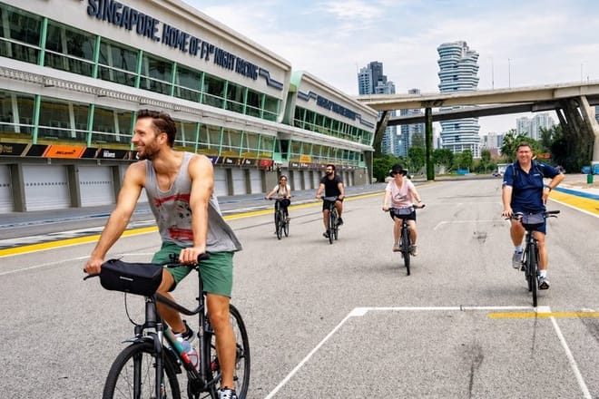 Singapore Highlights Small Group Bike Tour on Full-Sized Bicycles 3