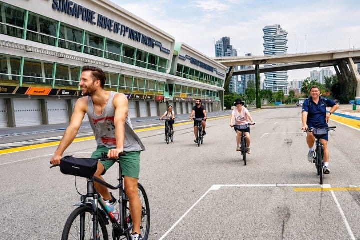 Historical Singapore Bike Tour 3