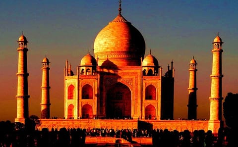 Private Sunrise Tour of the Taj Mahal from New Delhi
