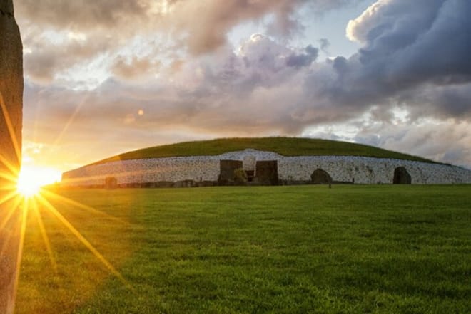 Newgrange Private Chauffeur Day Tour from Dublin