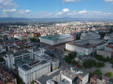 Sofia Night Tour with Dinner and Folklore Performance