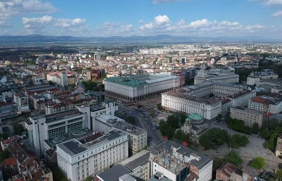 Sofia by Night Panoramic Tour with Dinner and Folklore Show