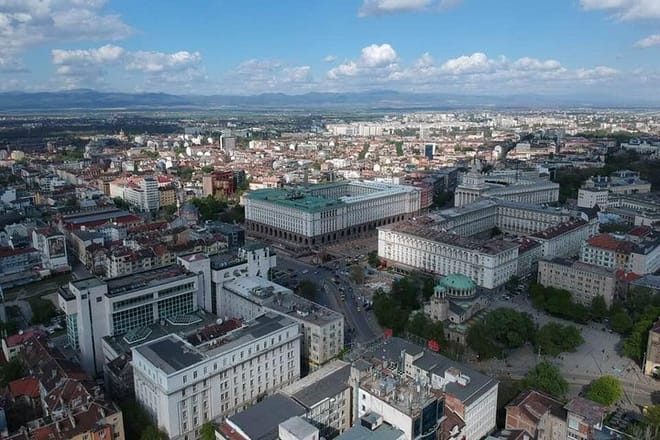 Sofia by Night Panoramic Tour with Dinner and Folklore Show 2