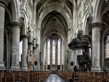 Legends of Brussels-Royal Quarter, Grand Place & Gothic Cathedral
