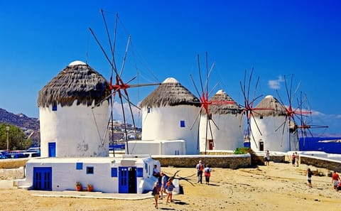 Guided Walking Tour of Mykonos Town Highlights