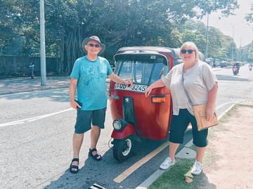 Colombo Tuk Tuk City Tour with Hotel Pickup and Drop-off