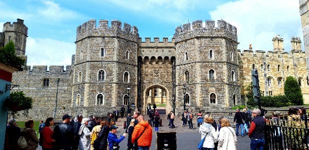 Royal Windsor Private Taxi Tour