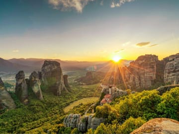 8-Day Classical Greece Tour with Italian-Speaking Guide